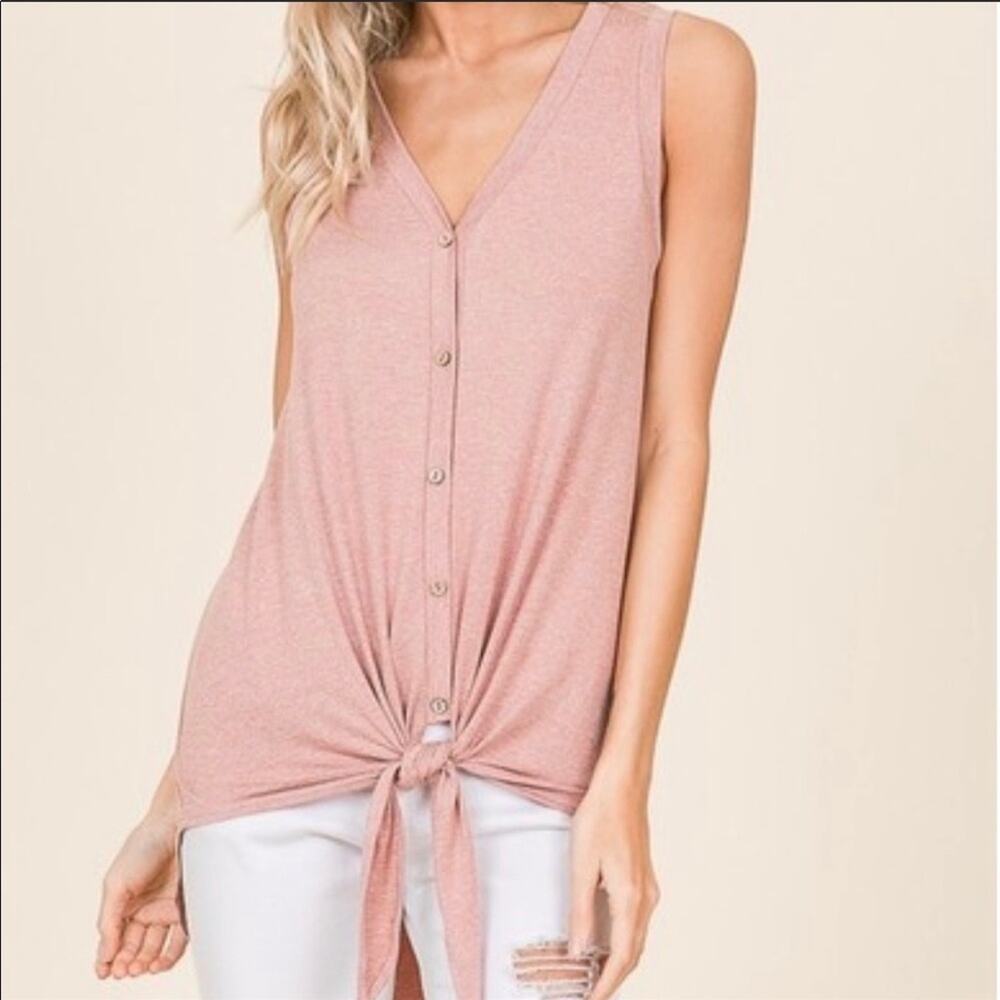 Sleeveless button front top pink